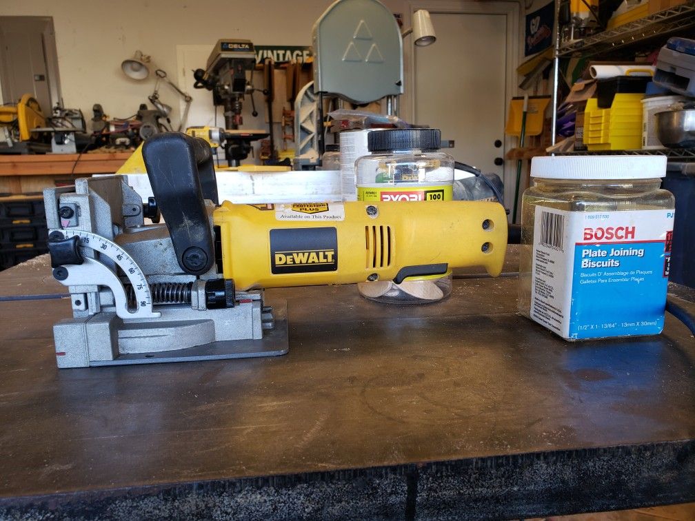 Dewalt Biscuit Plate Joiner for Sale in San Antonio, TX OfferUp