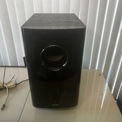 Onkyo SKW-770 10" Black Powered Subwoofer 120V 60Hz 163W Crisp Base Sound . Used in good condition with some cosmetic blemishes. These blemishes are i