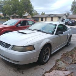 2004 Ford Mustang
