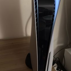 PS5 Disk Model