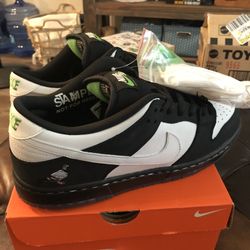 Nike SB Dunk Low Staple Pigeon DS Size 10.5 $850