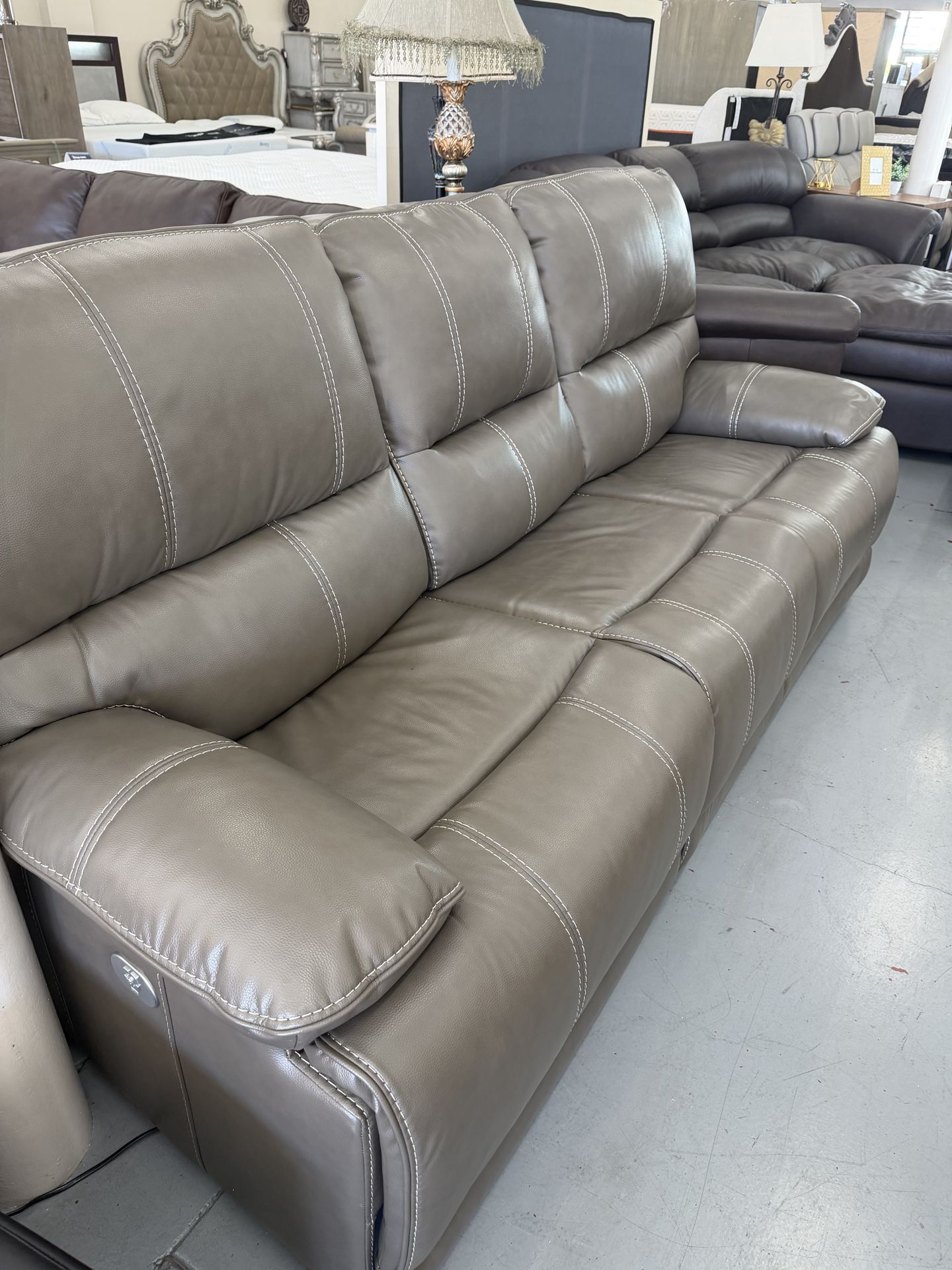 Power recliner sofas set In stock or manuals Disponibles
