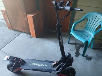 Freeboy dual motor  1200 watt electric scooter 35mph