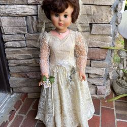 Tall Vintage bride Doll Beautiful Face