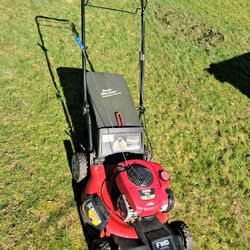 Self Propelled Lown Mower Ready To Use For 
