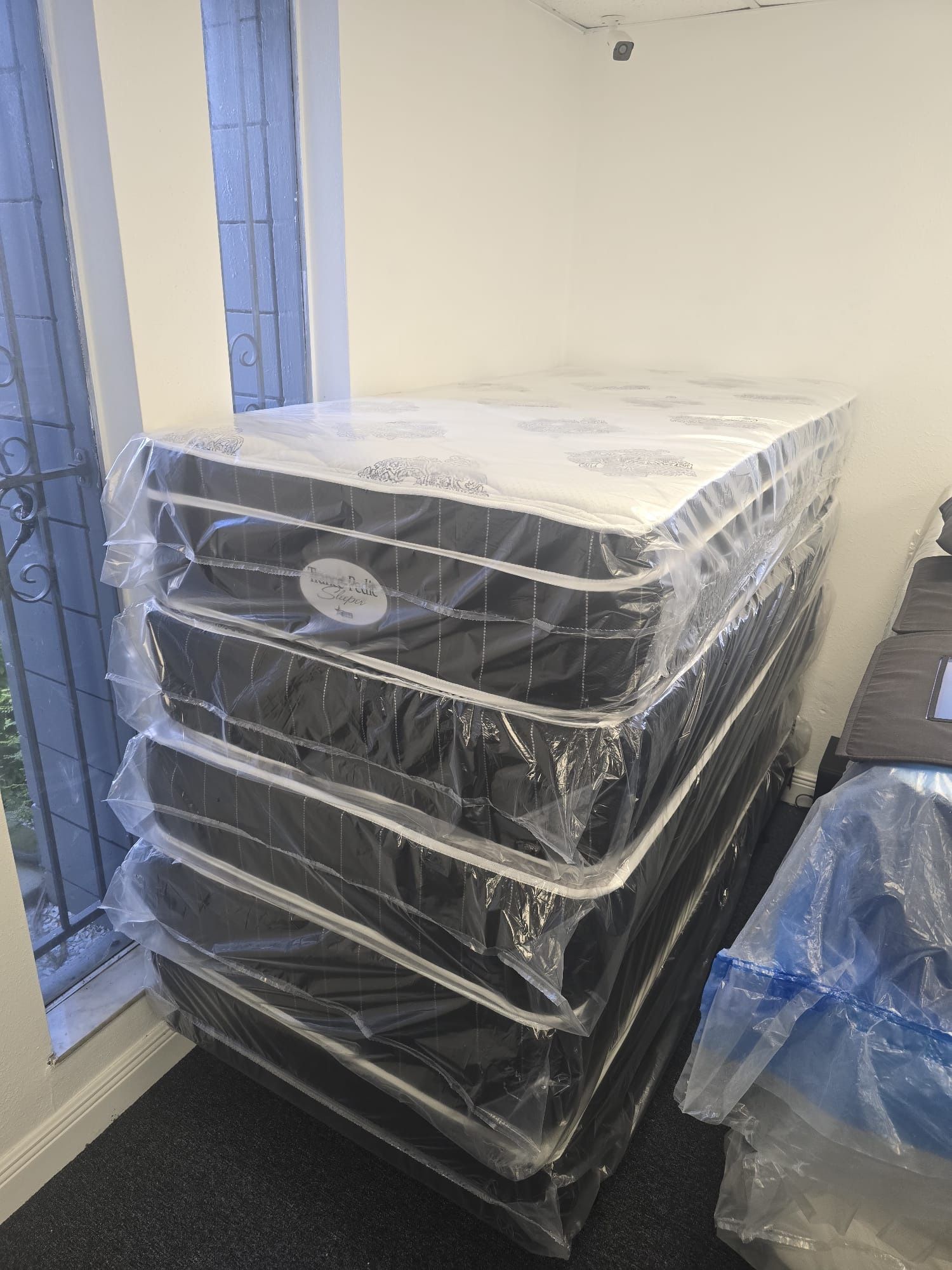 TWIN MATTRESS COLCHONES GRAND LIQUIDATION 