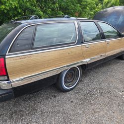 Buick Woodgrain Roadmaster