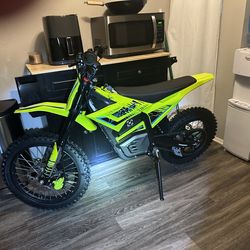 ALL NEW EM5 PRO ELECTRIC DIRTBIKES