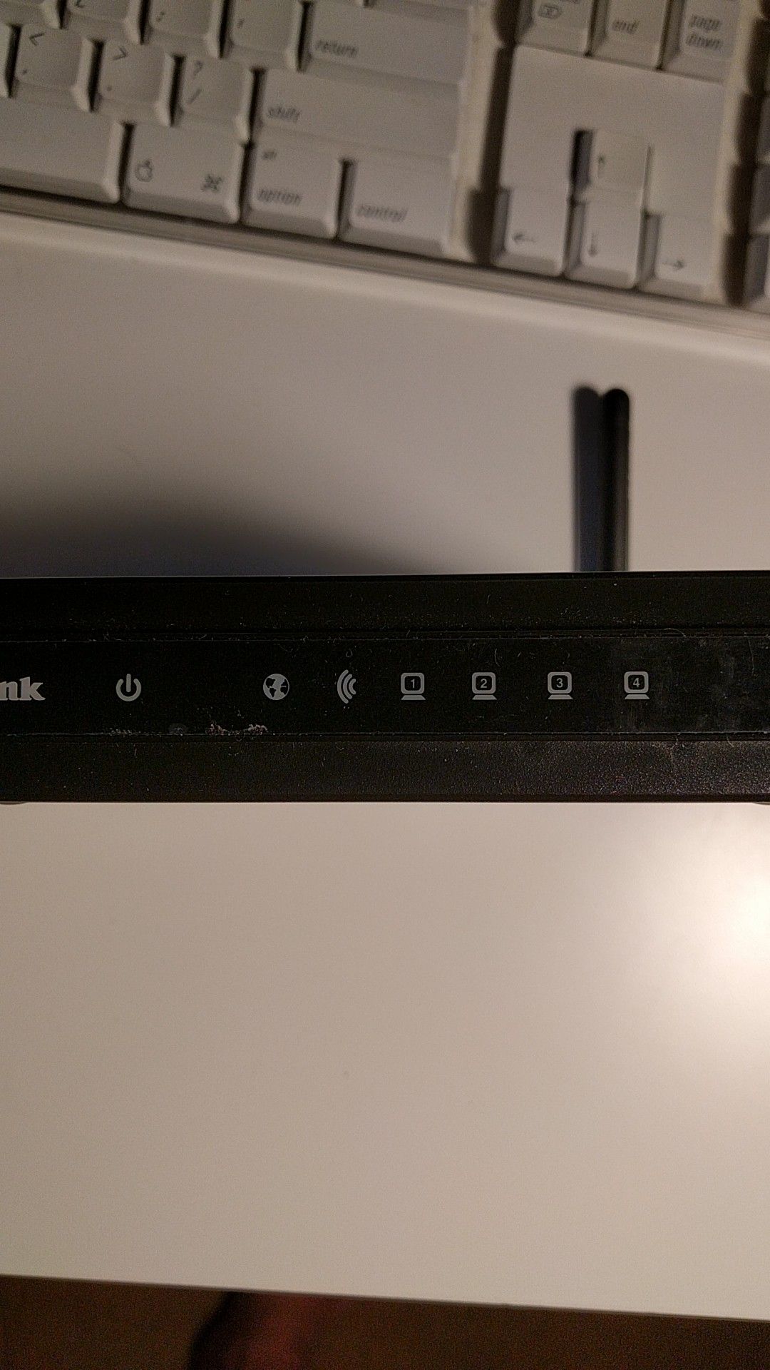 D-Link DIR-601 WiFi router DD-WRT compatible