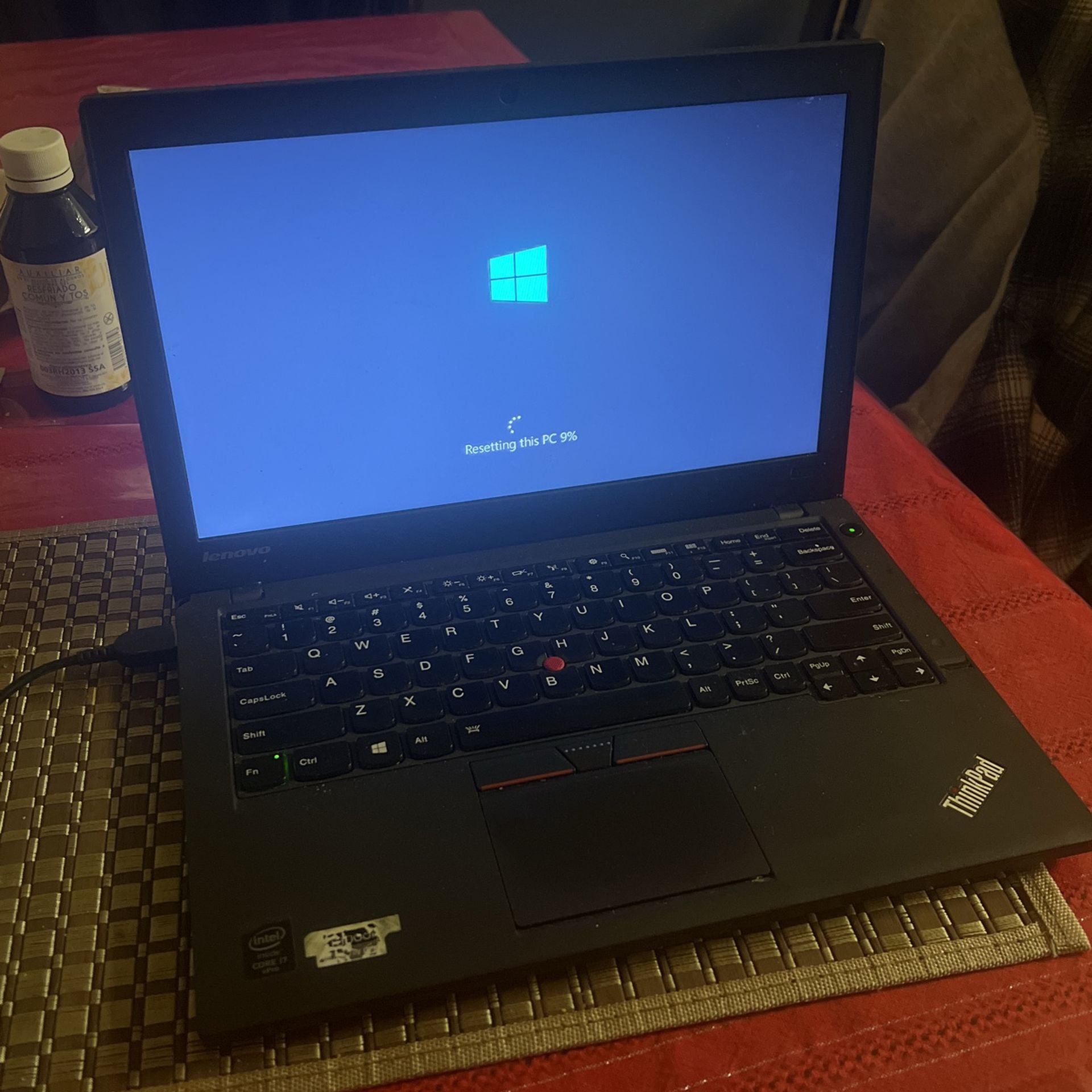 Lenovo ThinkPad X250 Laptop i7-5600u @ 2.60GHz 8GB 464GB SSD WIN 10 Pro 12.5"