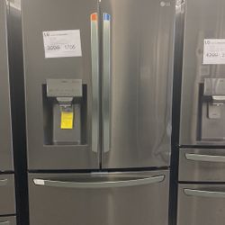 27.9 cu. ft. French Door Smart Refrigerator with Glide N' Serve and Wi-Fi Enabled in PrintProof Black Stainless Steel
