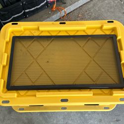 Tank Screen
