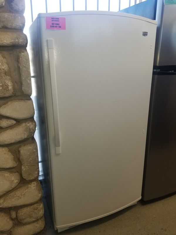 14 cubic ft Maytag upright frost free freezer for Sale in Houston, TX