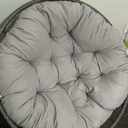 Large Grey Outdoor/Indoor Swivel Chair
