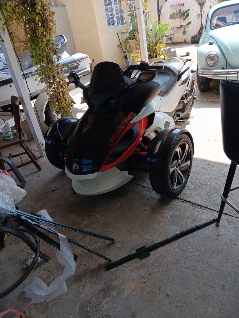 https://offerup.com/redirect/?o=Q2FuLmFt 2016 Titulo Linpio