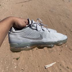 Nike vapor max grey