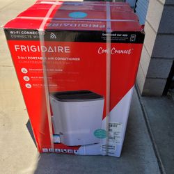 Frigidaire 10,000 BTU (Ashrae) Portable Air Conditioner