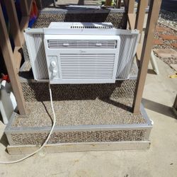 Midea Window Air conditioner