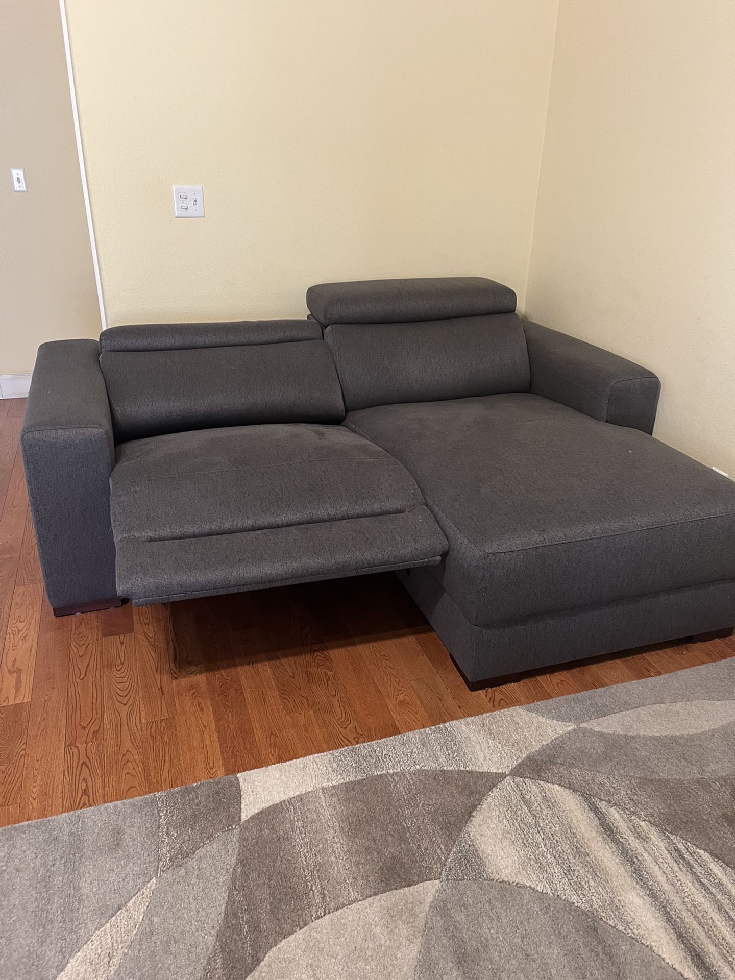 Recliner Couch 