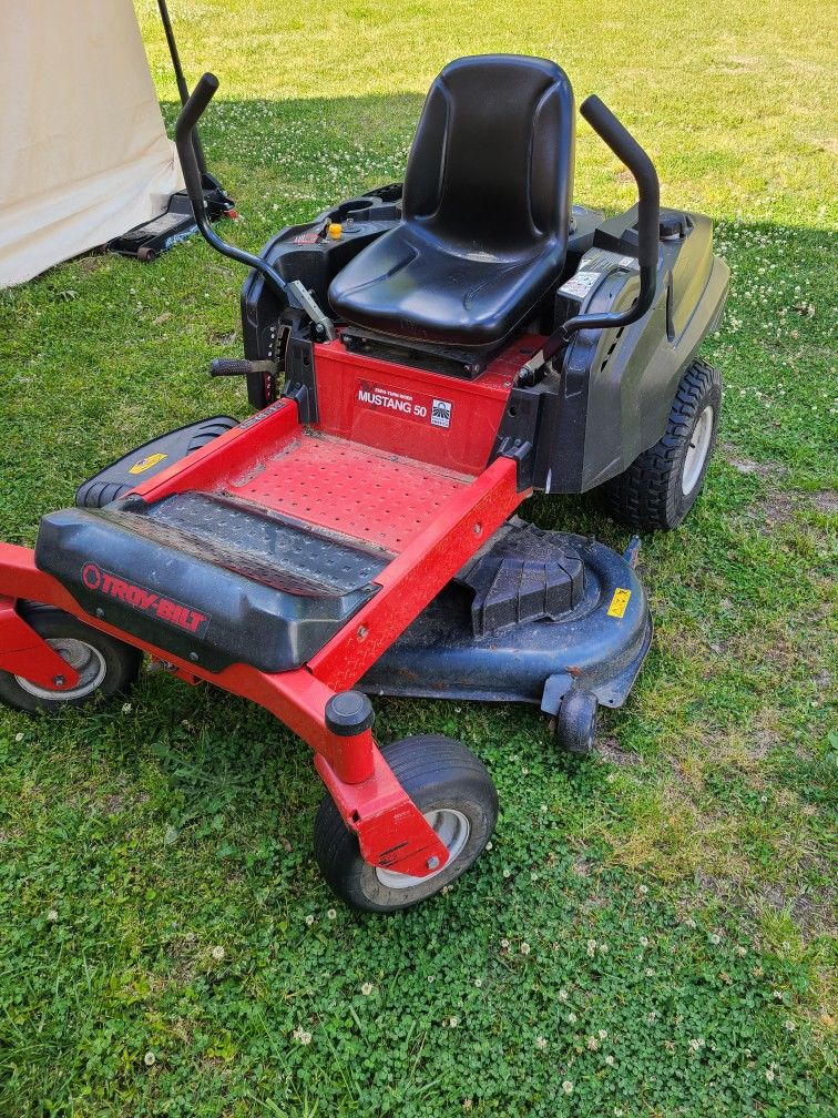 Troy Bilt Zero Turn Mower 50" Deck