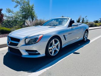 2014 Mercedes Sl550 Convertible - Looks New!