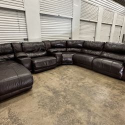  leather sectional with chaise 