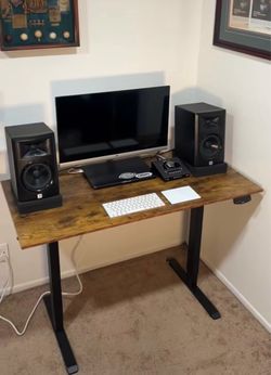 Adjustable Standing Desk (Electric)