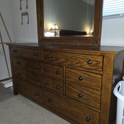 Solid Wood Queen Bed And Dresser With Mirror!!