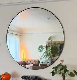 Circle Mirror