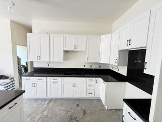 Warehouse Direct SALE Prefab quartz full slab countertop-Premium Black Diamond