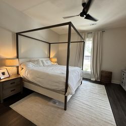 Full Size Canopy Bed Frame With Four Post Metal Frame