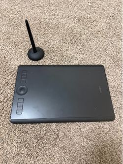 Wacom drawing pad for computer