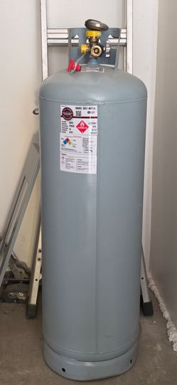 Propane Tank 100 Lbs