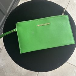 Michael Kors Clutch / Wristlet Purse