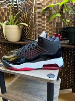 Jordan Maxin 200 ‘Bred’