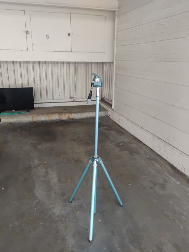 Tripod Stand