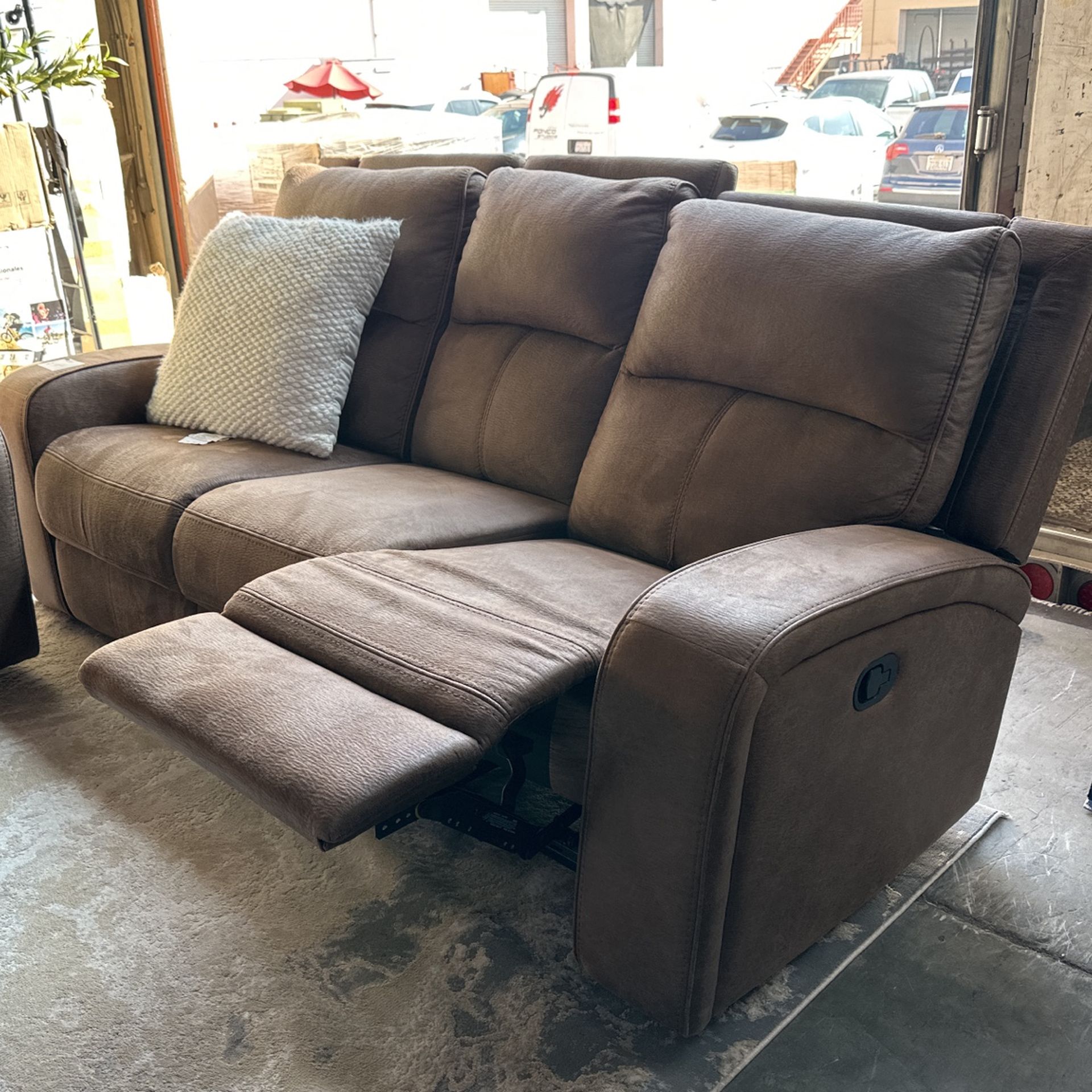Barcalounger Henley Fabric Manual Reclining Sofa