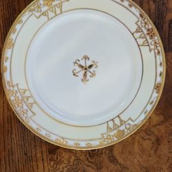 Nippon 6" Saucer Plates (6 total) Hand Painted White With Gold Trim