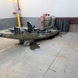 Hobie Mirage Pro Angler 14 Pedal Fishing Kayak