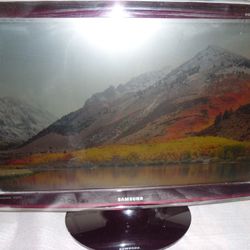 24-inch HDTV/Monitor Samsung T240HD