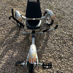 Mobo triton 3 wheel
