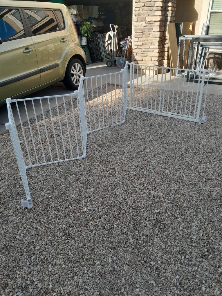 6 Panel White Metal Security Pet Fencing With Gate/Door $65 Each 14 Ft Long 2 Available