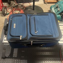 Reaction Kenneth Cole Suitcase 3 Piece Set