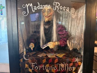 Halloween Animatronic Gypsy