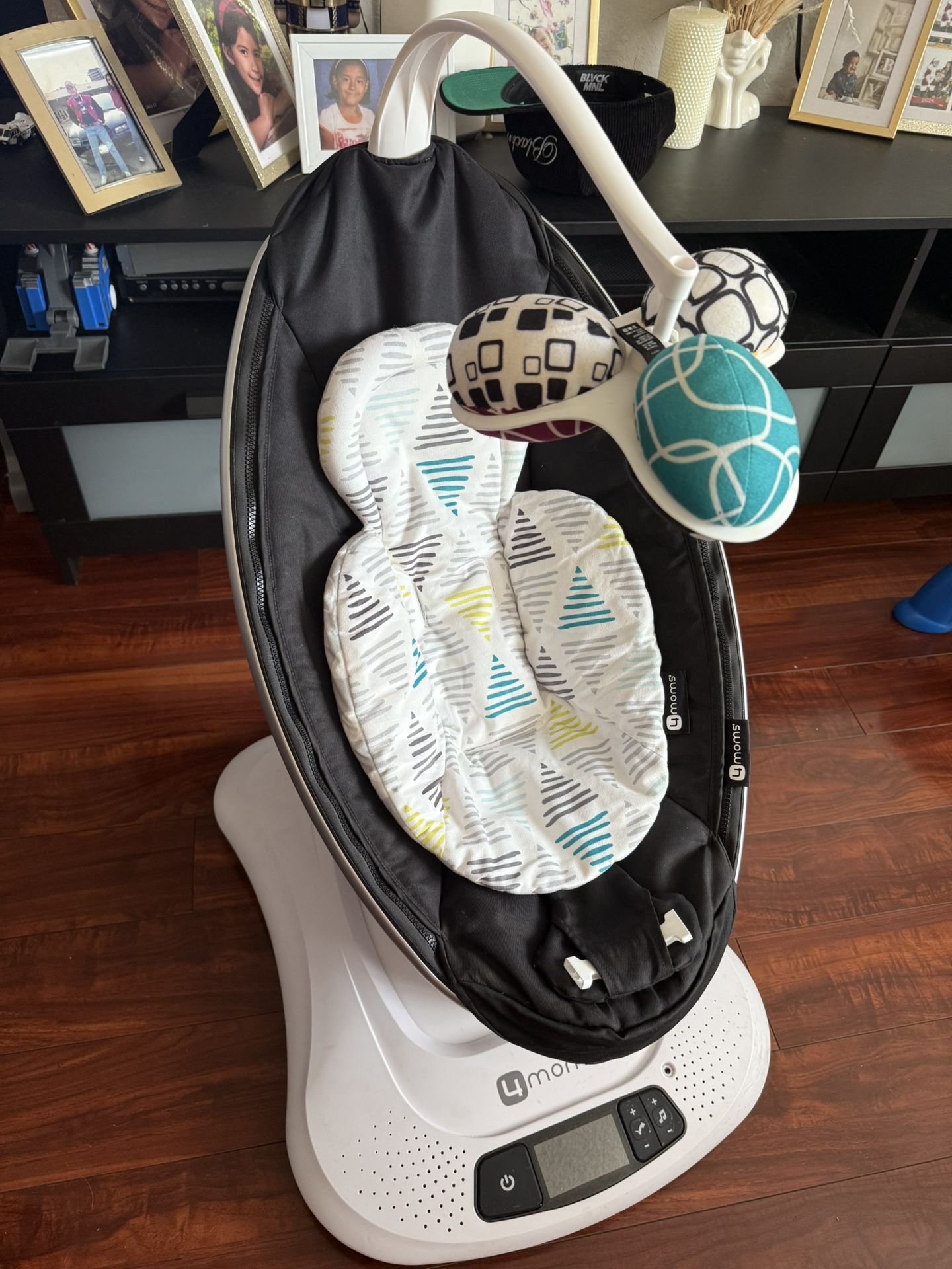 4 Moms Mamaroo Baby Swing