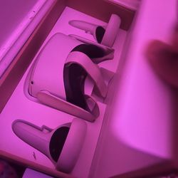 Meta Quest 2 Vr Headset 