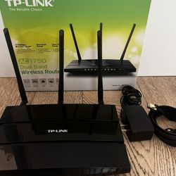 AC 1750 dual band wireless router