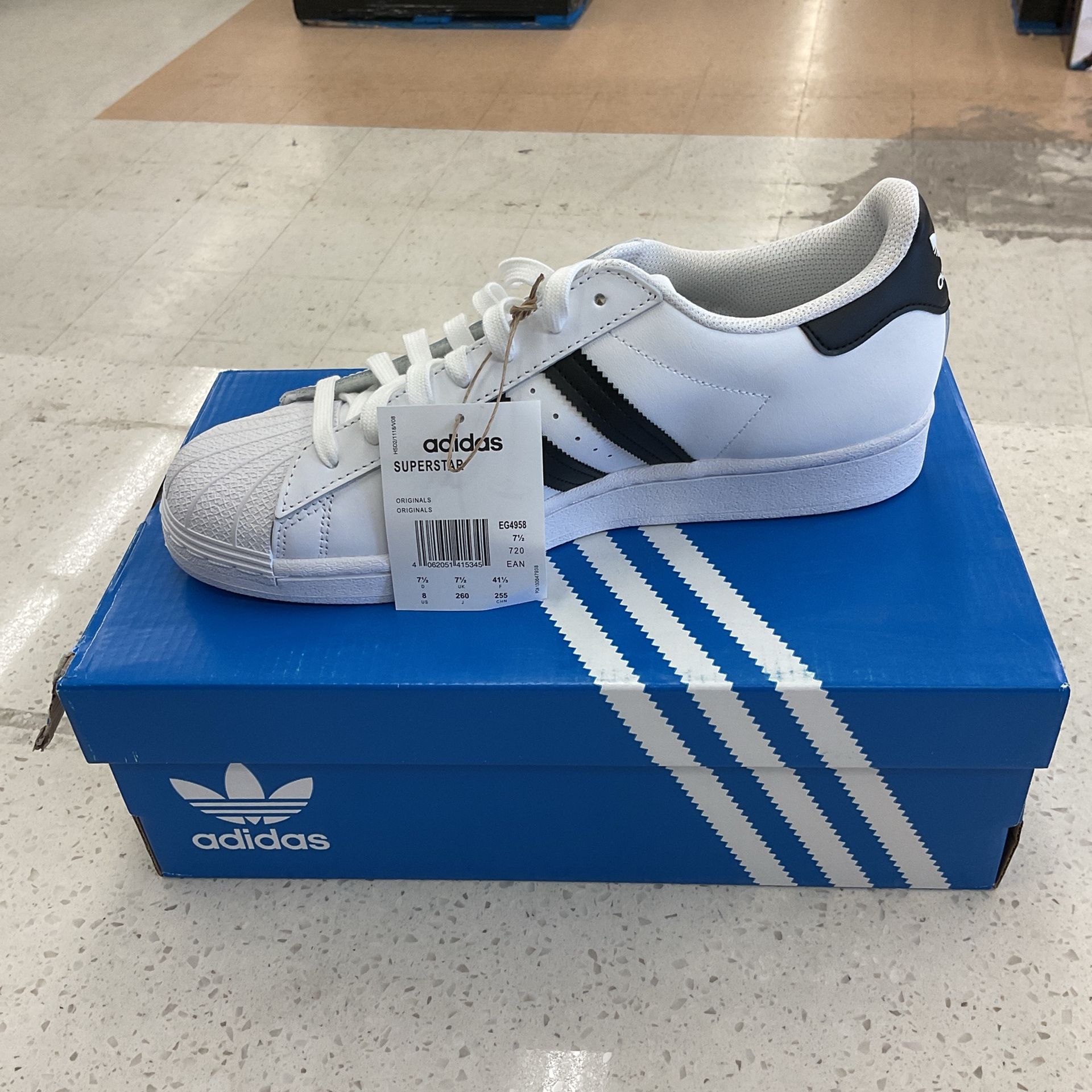 Men’s Adidas Superstar Size 8 Only