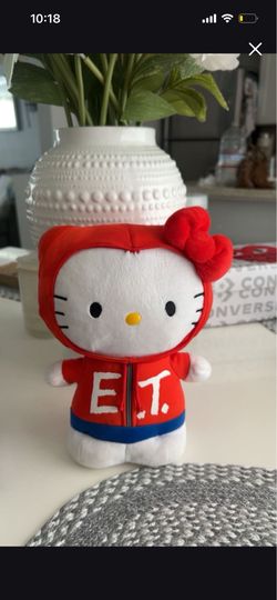E.T Hello kitty plushie ♥️