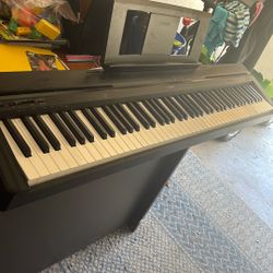 Yamaha Keyboard